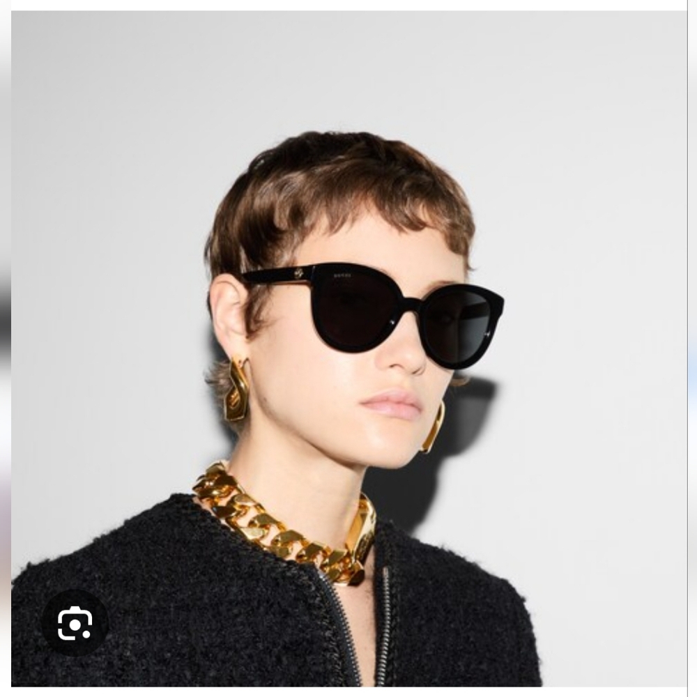 Used Vintage Gucci Black Cat-Eye Sunglasses